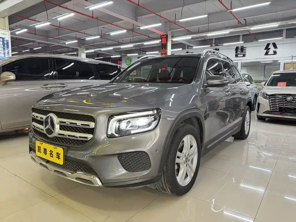 Mercedes-Benz GLB 2020 — фото 1