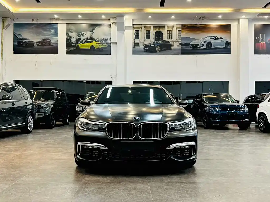 BMW 7 Series 2019 — фото 2