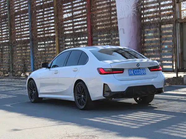 BMW 3 Series 2024