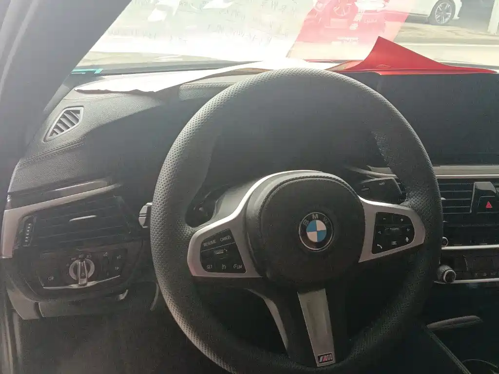 BMW 5 Series 2022