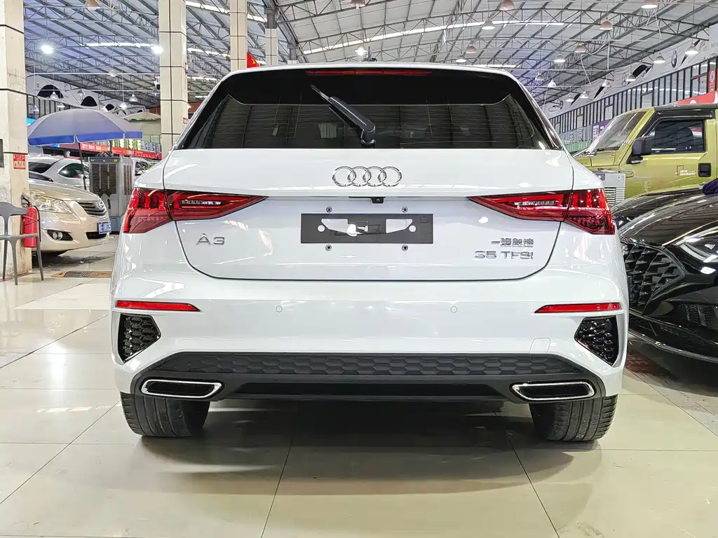 Audi A3 2022 — фото 5