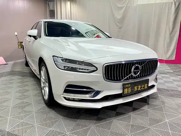 Volvo S90 2020