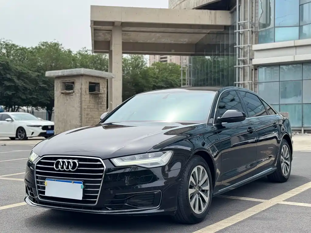 Audi A6L 2017 — фото 1