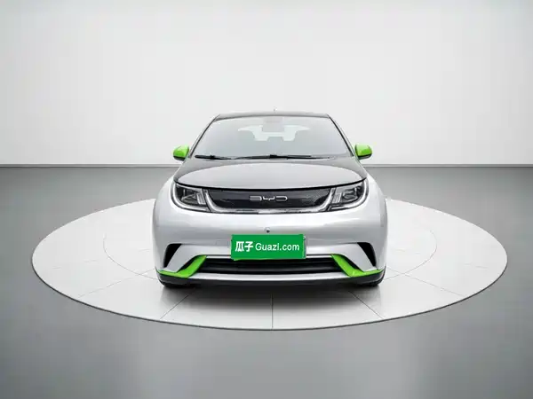 BYD Dolphin 2022