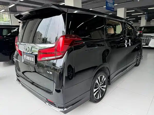 Toyota Alphard 2018
