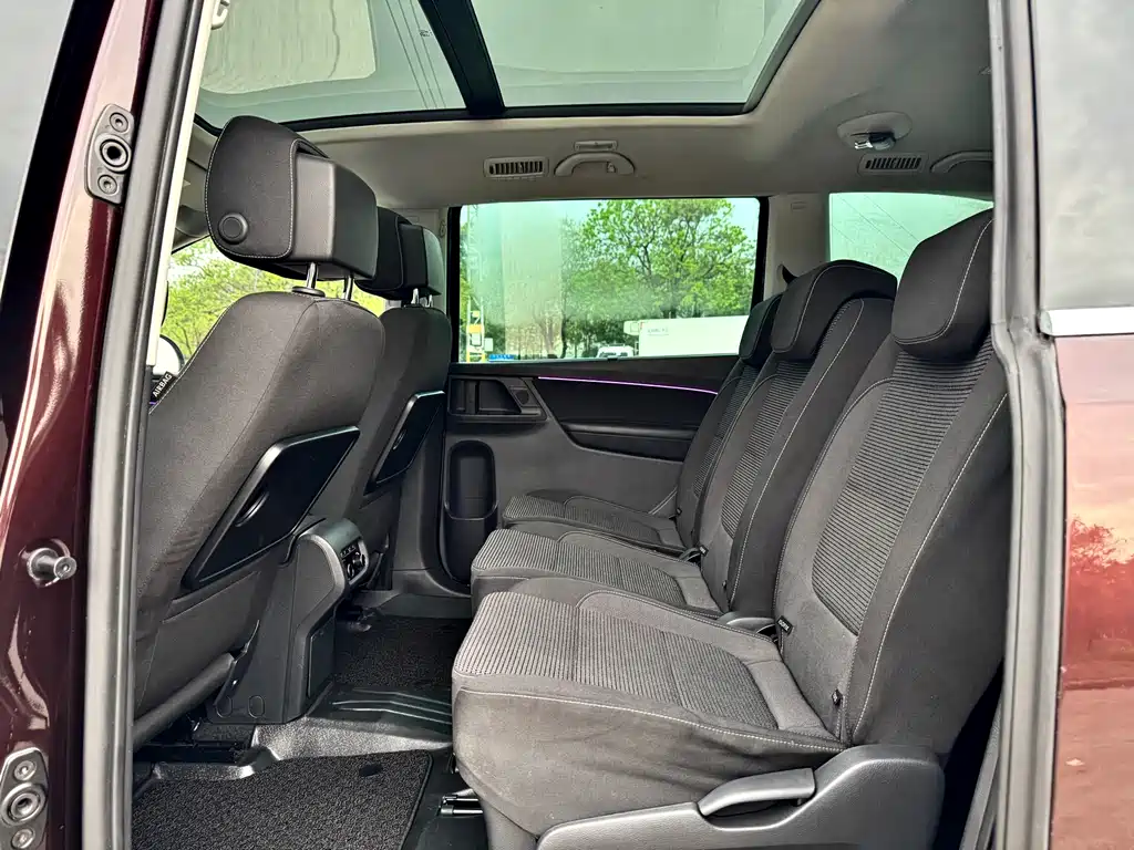Volkswagen Sharan 2019 — фото 6