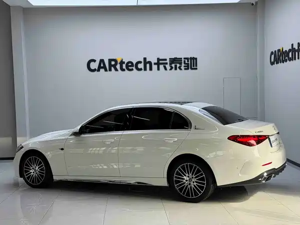 Mercedes-Benz C-Class 2025