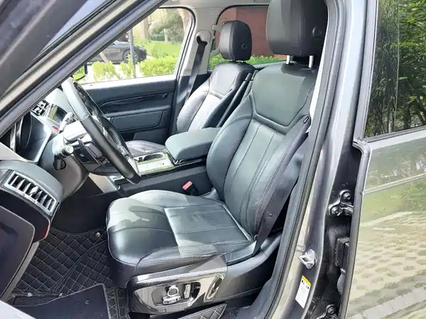 Land Rover Discovery 2018