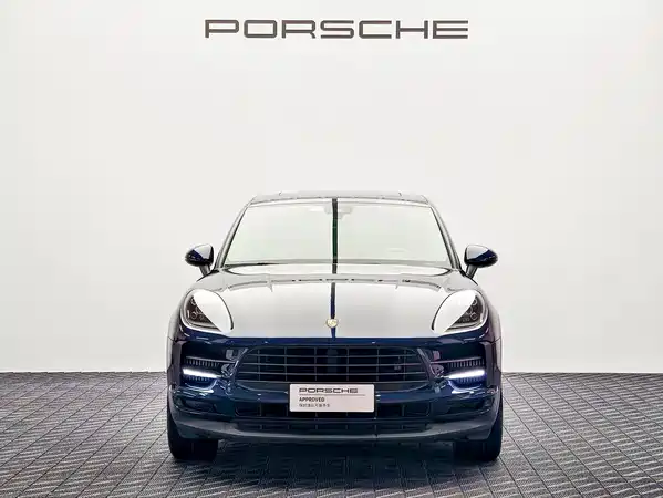 Porsche Macan 2021