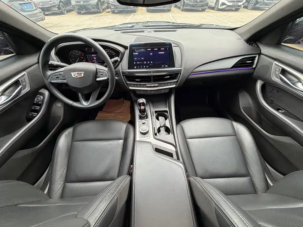 Cadillac CT5 2022 — фото 16