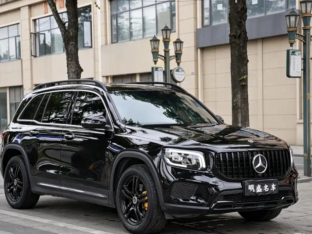 Mercedes-Benz GLB 2021