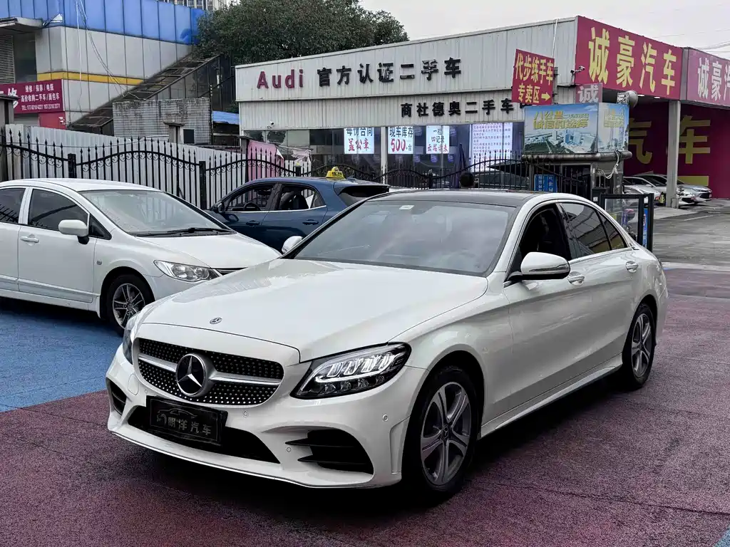 Mercedes-Benz C-Class 2019