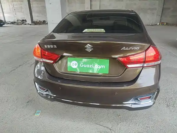 Suzuki Qiyue 2016