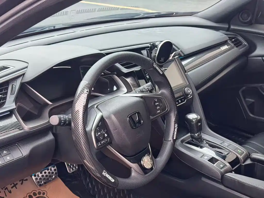 Honda Civic 2022 — фото 10