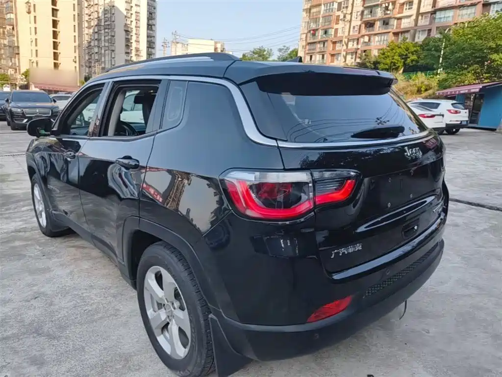 Jeep Compass 2019 — фото 5