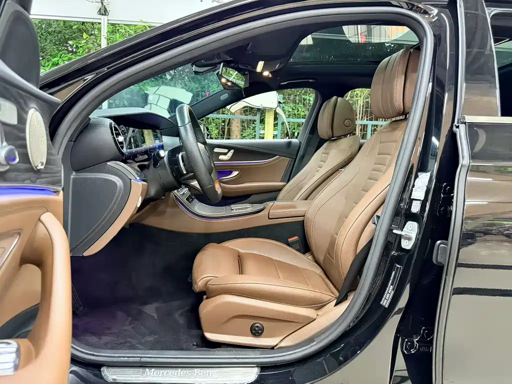 Mercedes-Benz E-Class 2022
