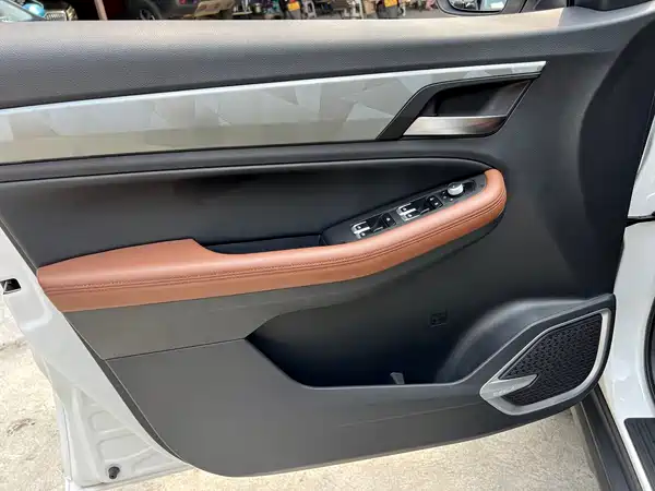 Geely Vision X6 2023