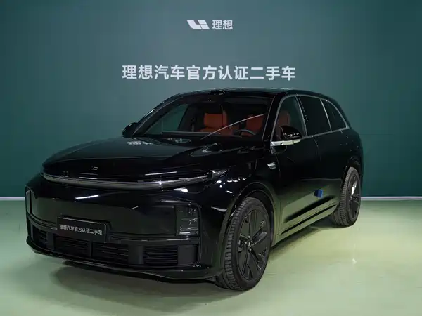 Li Auto L7 2025