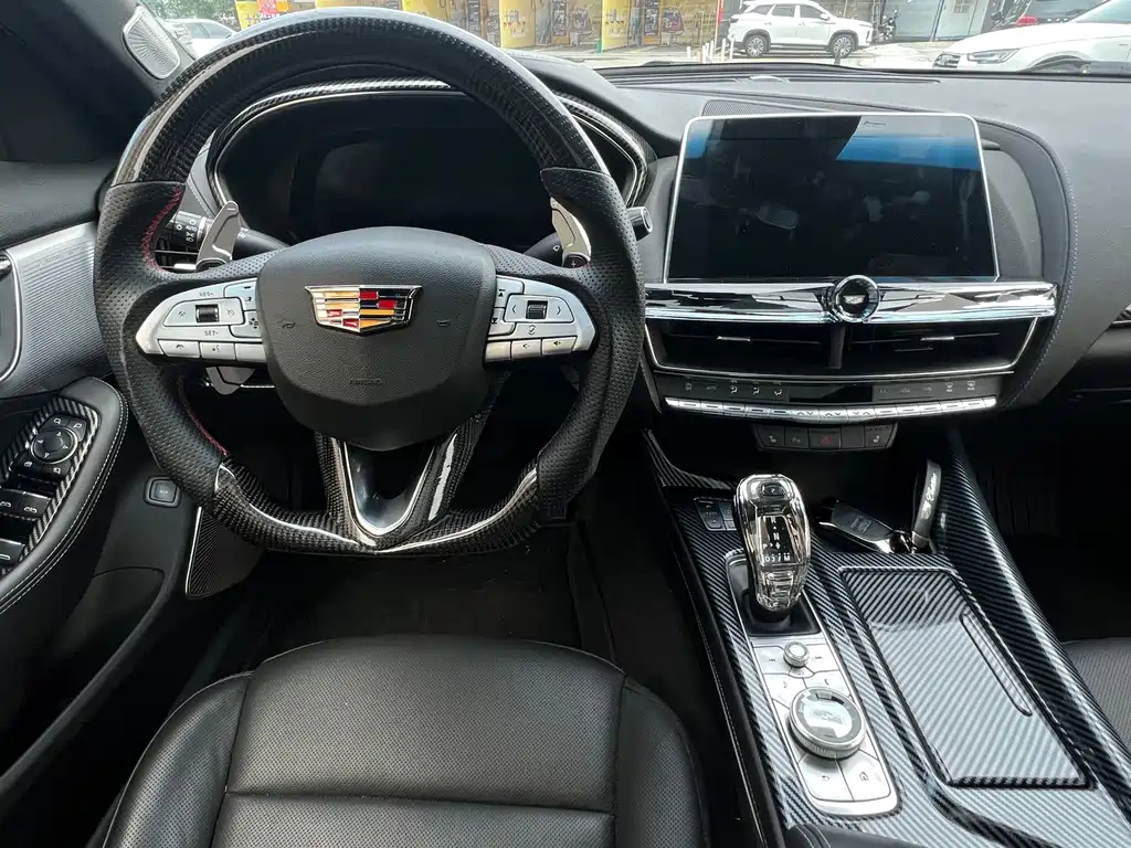 Cadillac CT5 2021 — фото 12