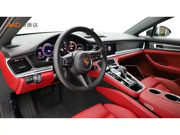 Porsche Panamera 2024