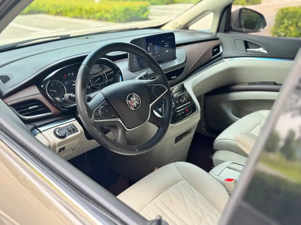 Buick GL8 2022