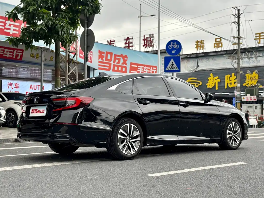 Honda Accord 2022 — фото 4
