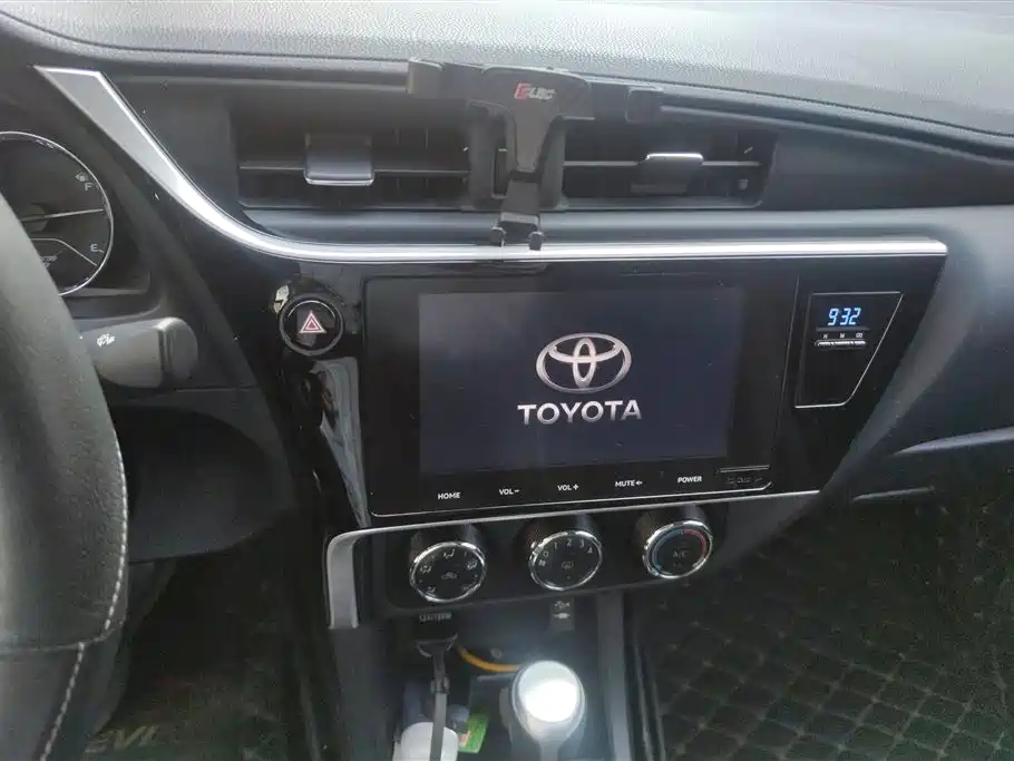 Toyota Levin 2018 — фото 13