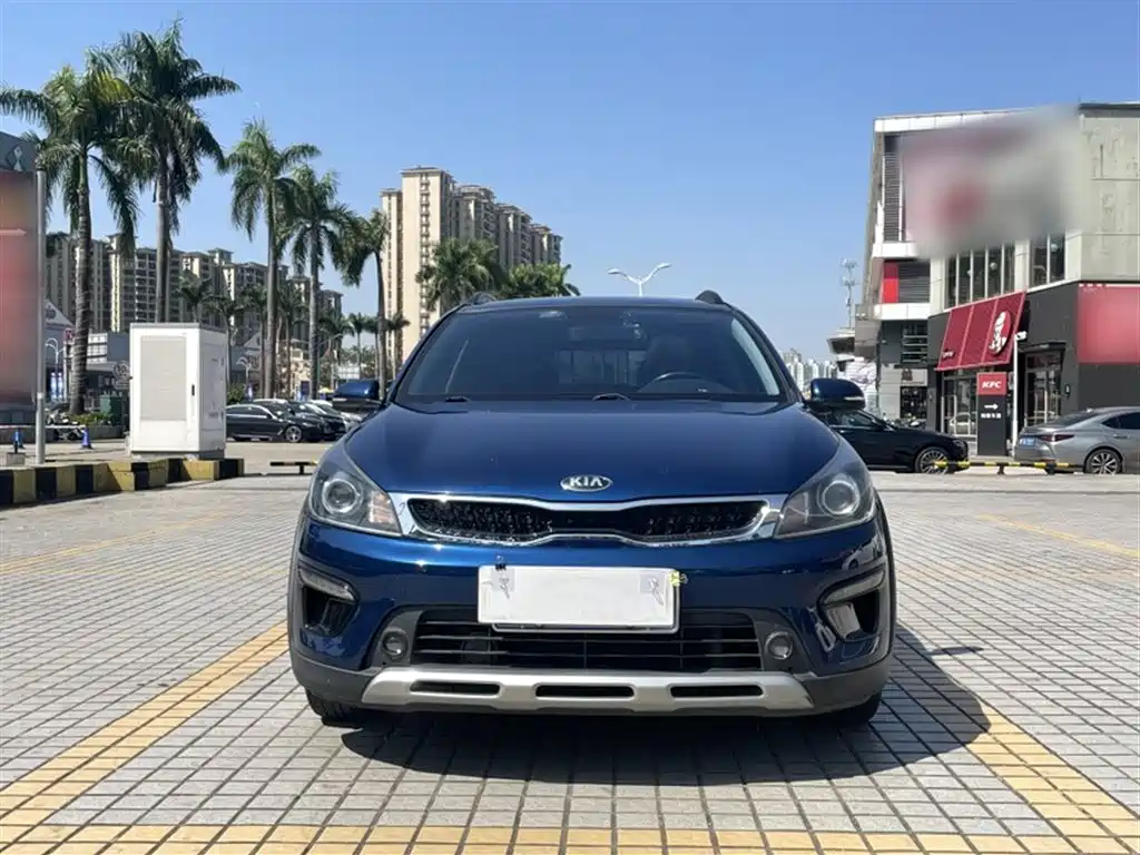 Kia KX Cross 2019 — фото 20