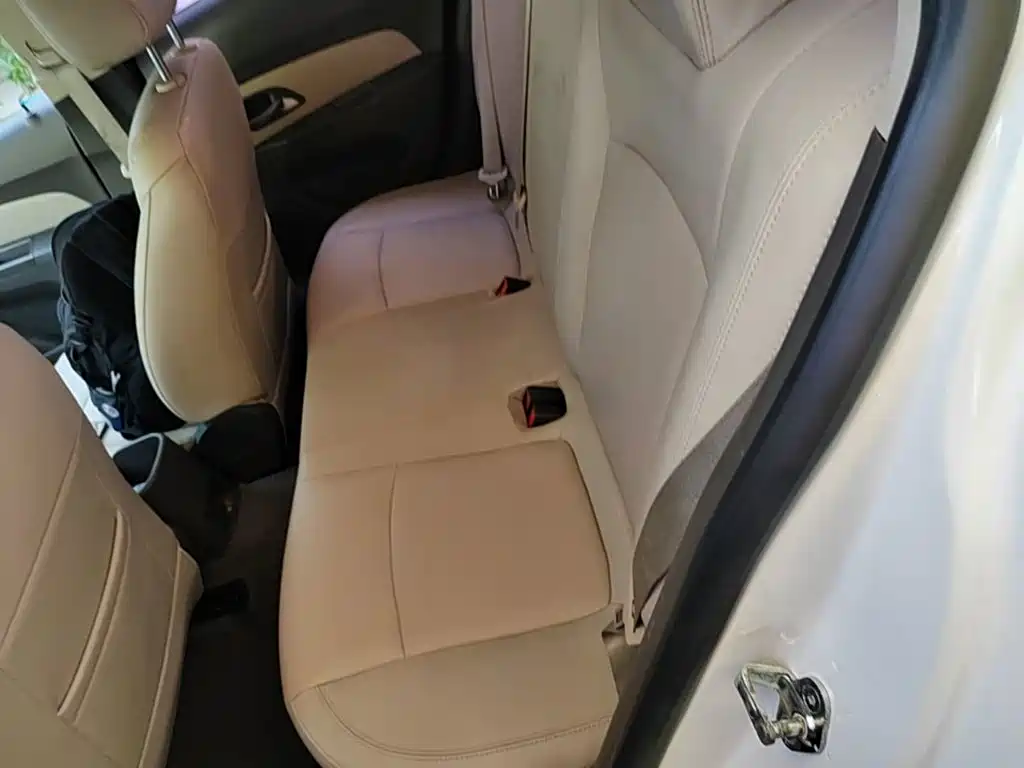 Chevrolet Cruze 2015 — фото 17