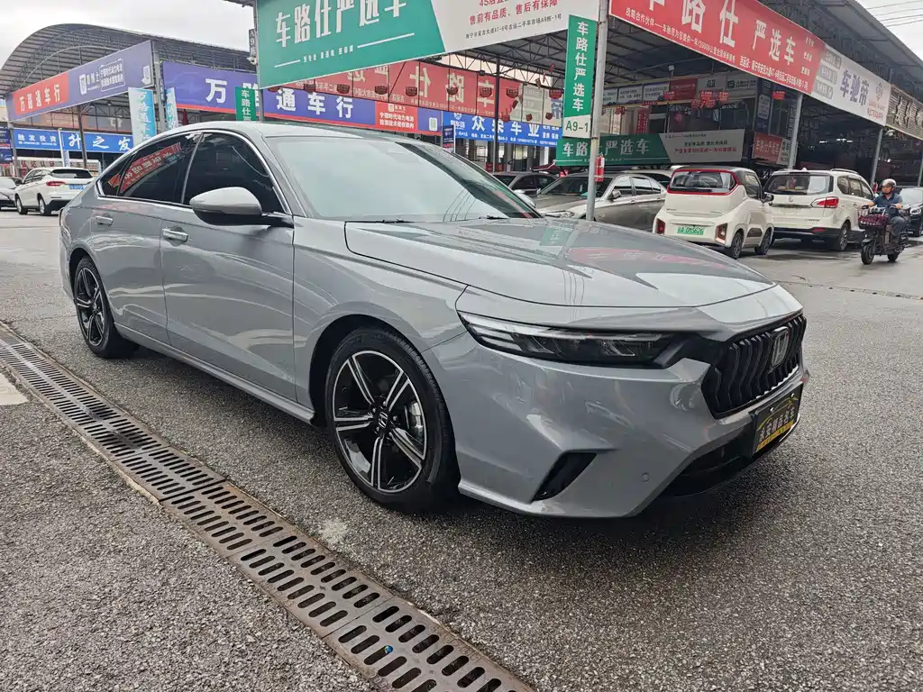 Honda Inspire 2023 — фото 3