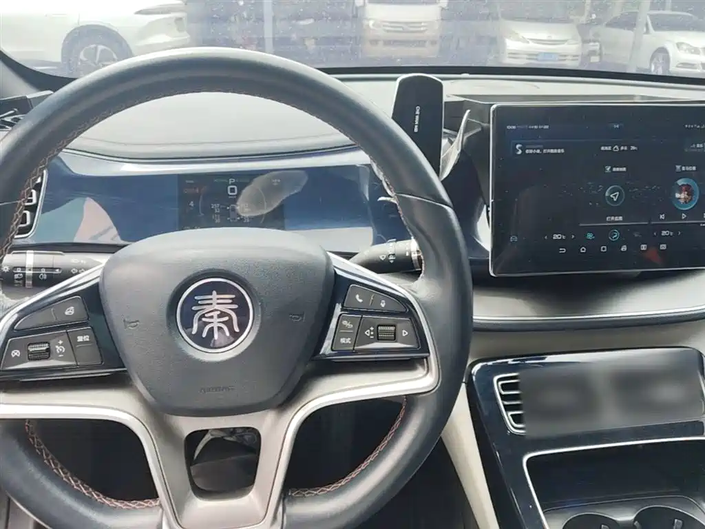 BYD Qin PLUS 2023 — фото 10