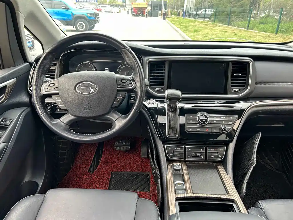 GAC Trumpchi M8 2020 — фото 3
