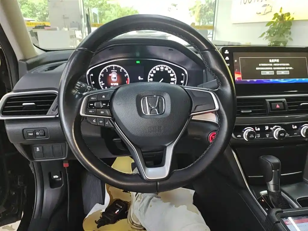 Honda Accord 2021 — фото 11