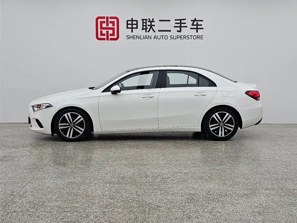 Mercedes-Benz A-Class 2021 — фото 13