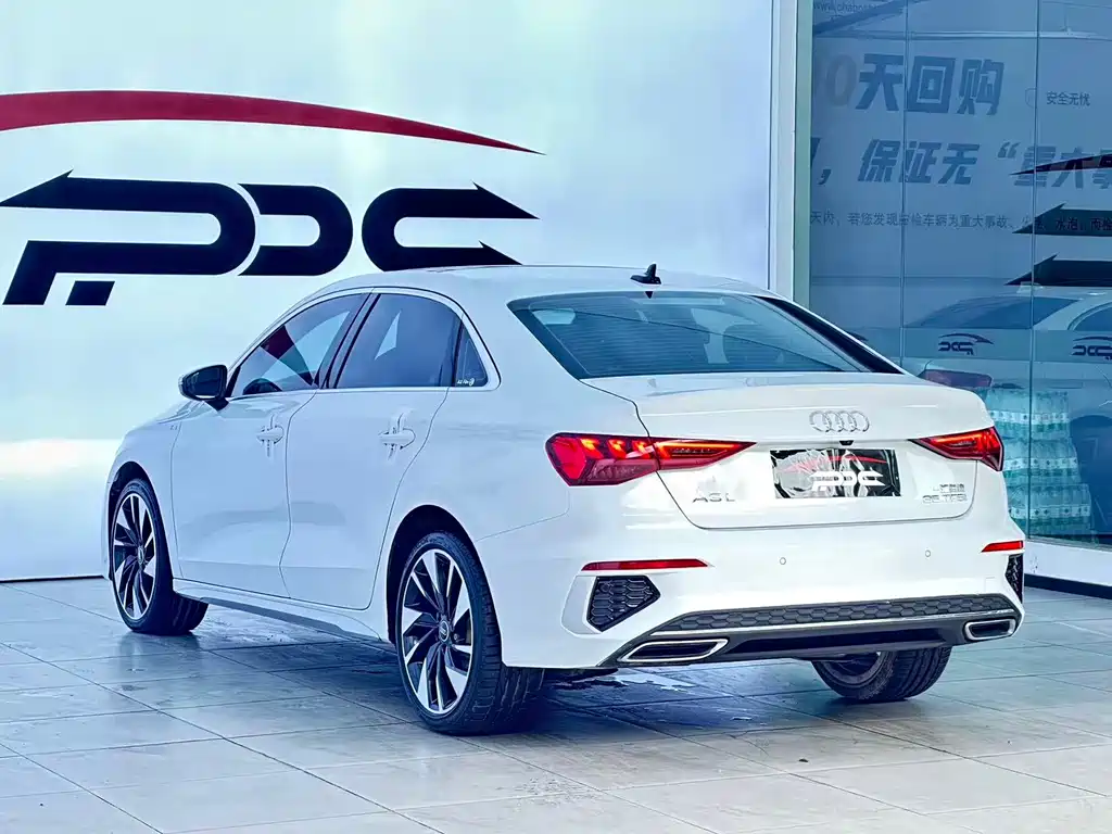 Audi A3 2022 — фото 20