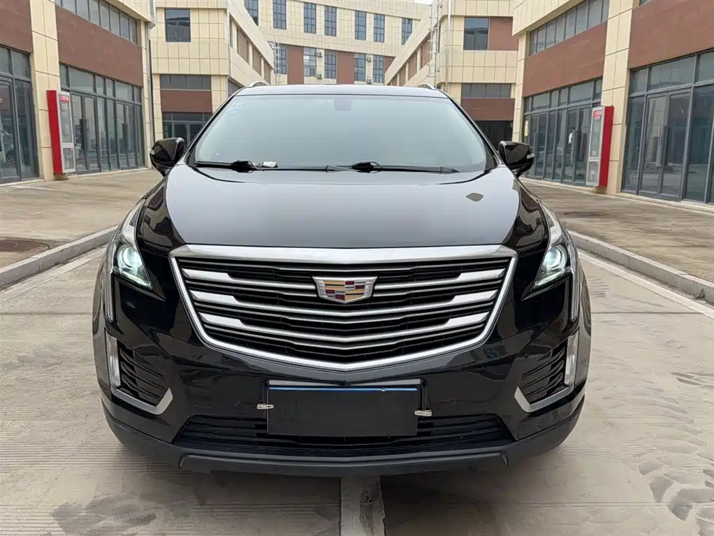 Cadillac XT5 2019 — фото 3