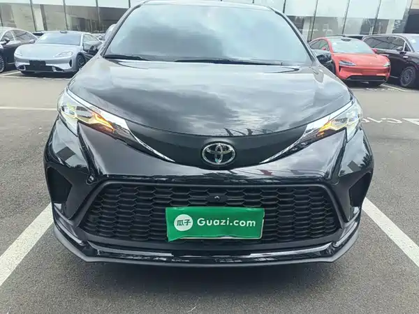 Toyota Granvia 2025