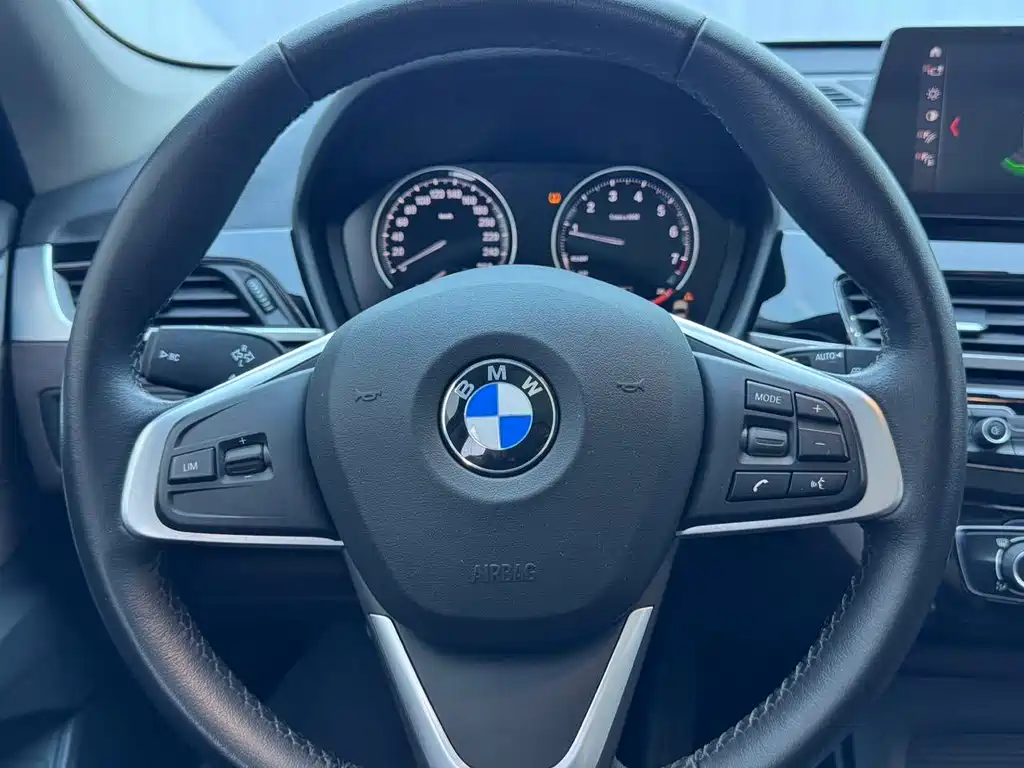 BMW X1 2022 — фото 17