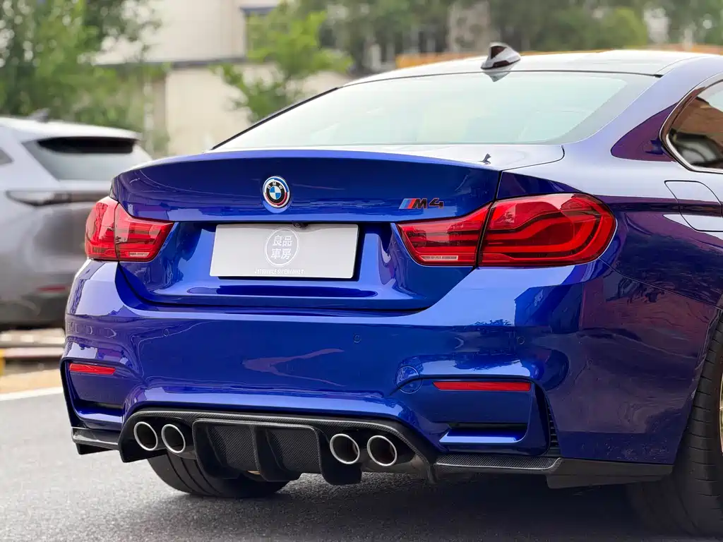 BMW M4 2020 — фото 23