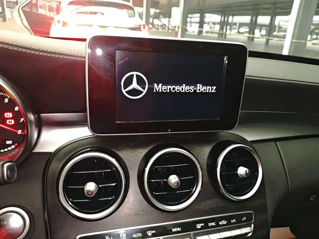 Mercedes-Benz C-Class 2017 — фото 13