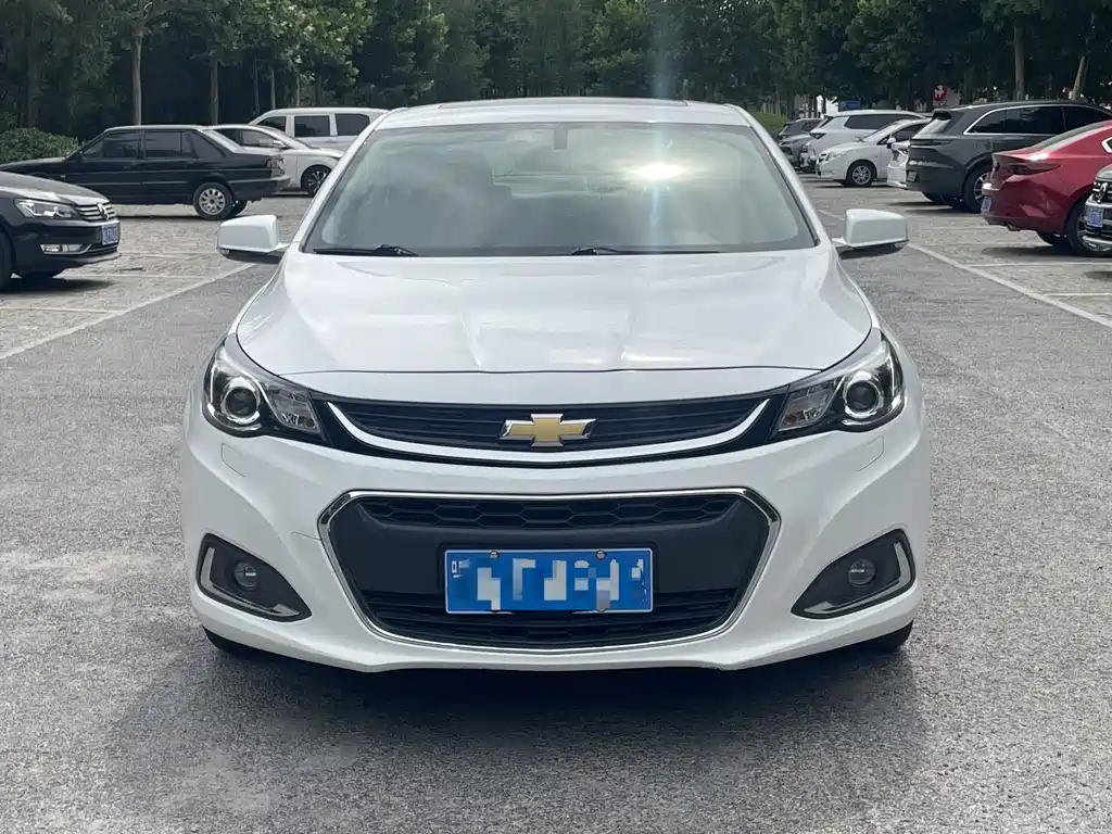 Chevrolet Malibu 2018 — фото 2