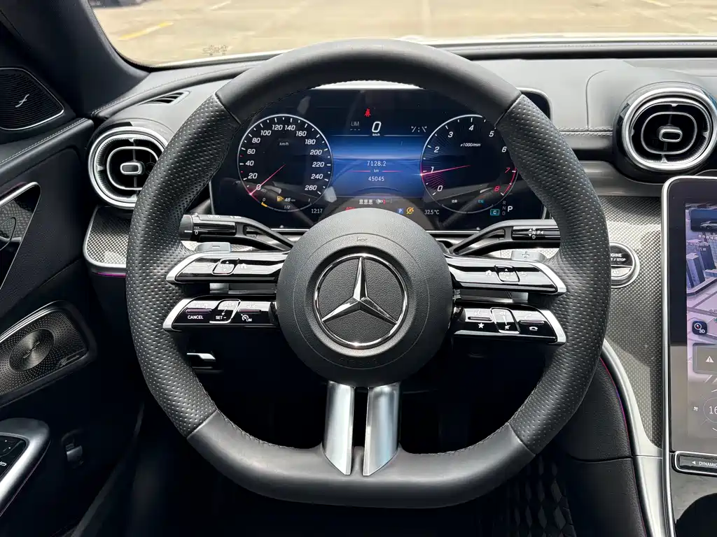 Mercedes-Benz C-Class 2023