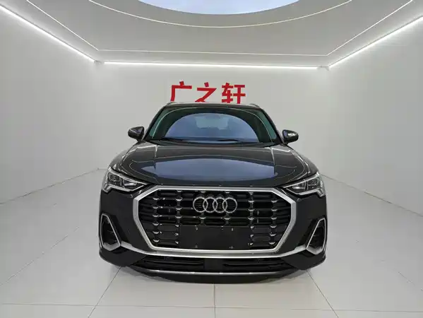 Audi Q3 2022