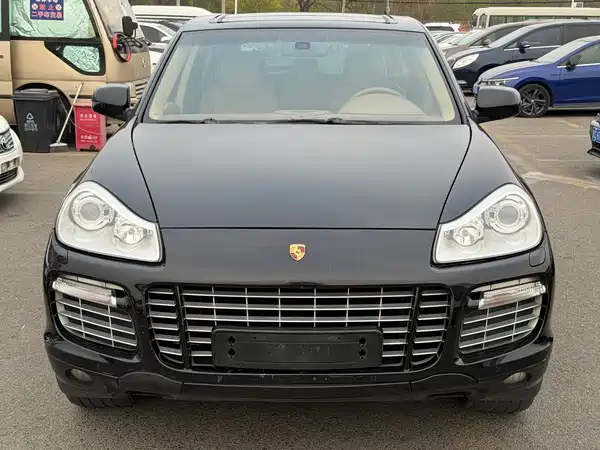 Porsche Cayenne 2010