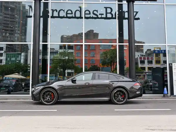 Mercedes-Benz AMG GT 2025