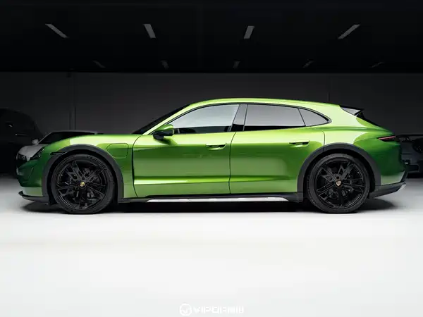 Porsche Taycan 2022