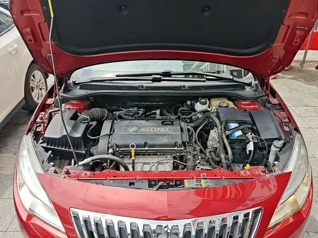 Buick Excelle GT 2015 — фото 20