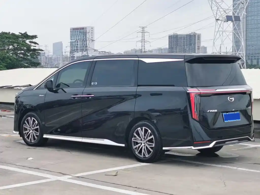 GAC Motor Trumpchi M8 2024 — фото 3