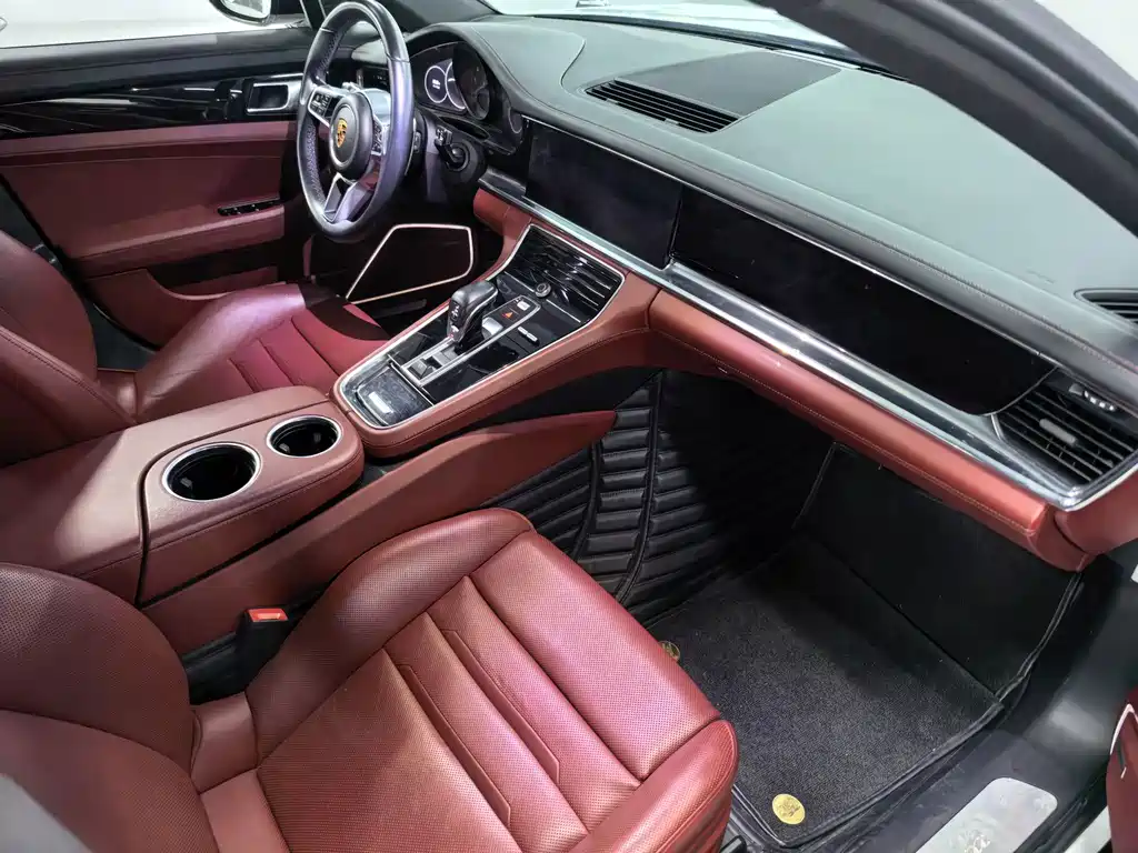 Porsche Panamera 2020 — фото 7