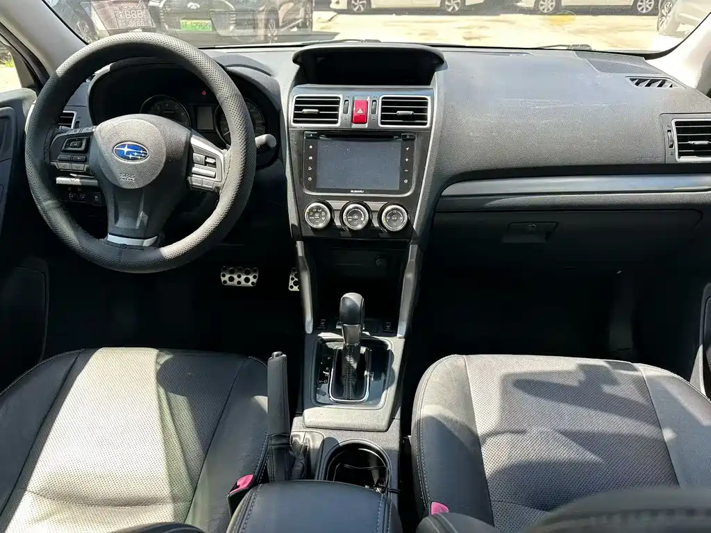 Subaru Forester 2015